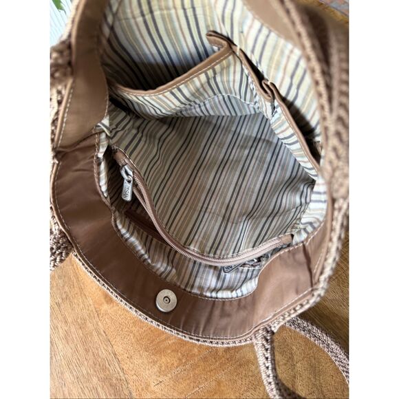 The Sak Crochet Shoulder Bag Taupe Woven Boho Casual Everyday Purse - Picture 7 of 10